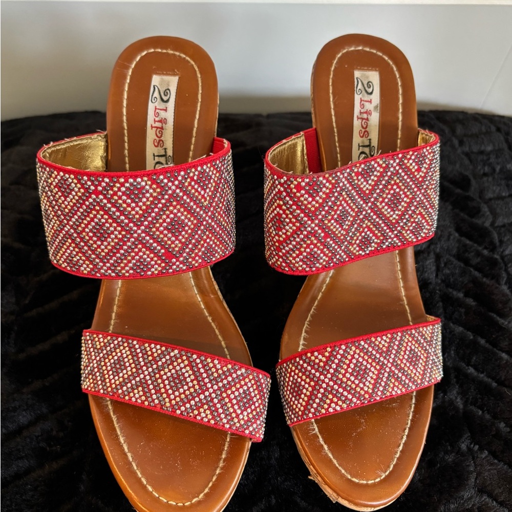 2 Lips Too Women's Multi color Sandals Size 8.5